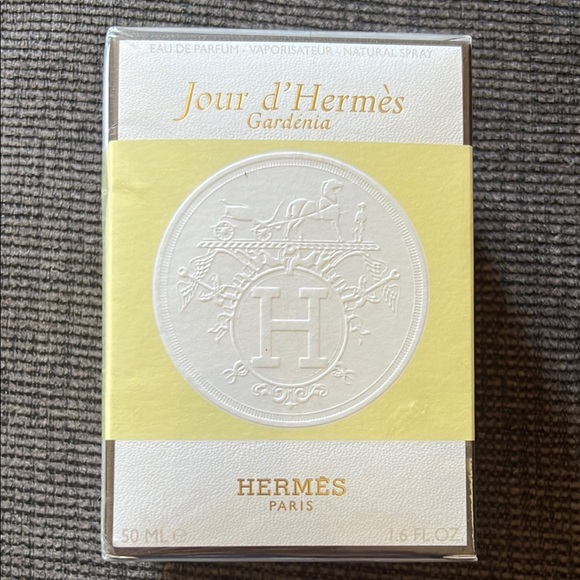 Hermès Gardenia Fragrance - Picture 1 of 4